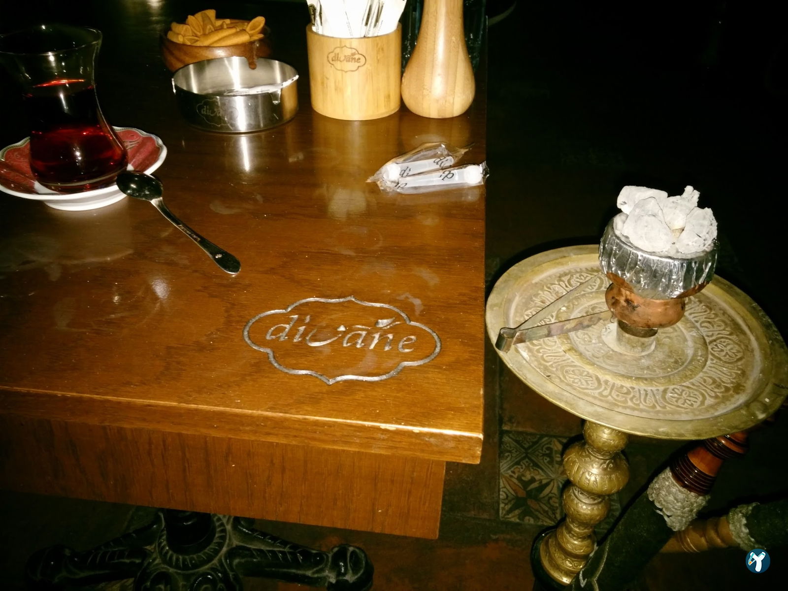 Divane Coffeehouses