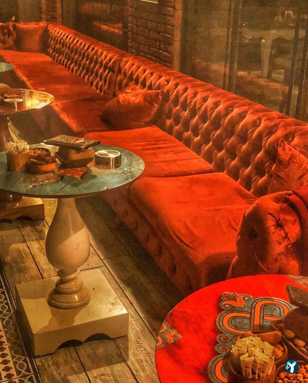 Divane Coffeehouses