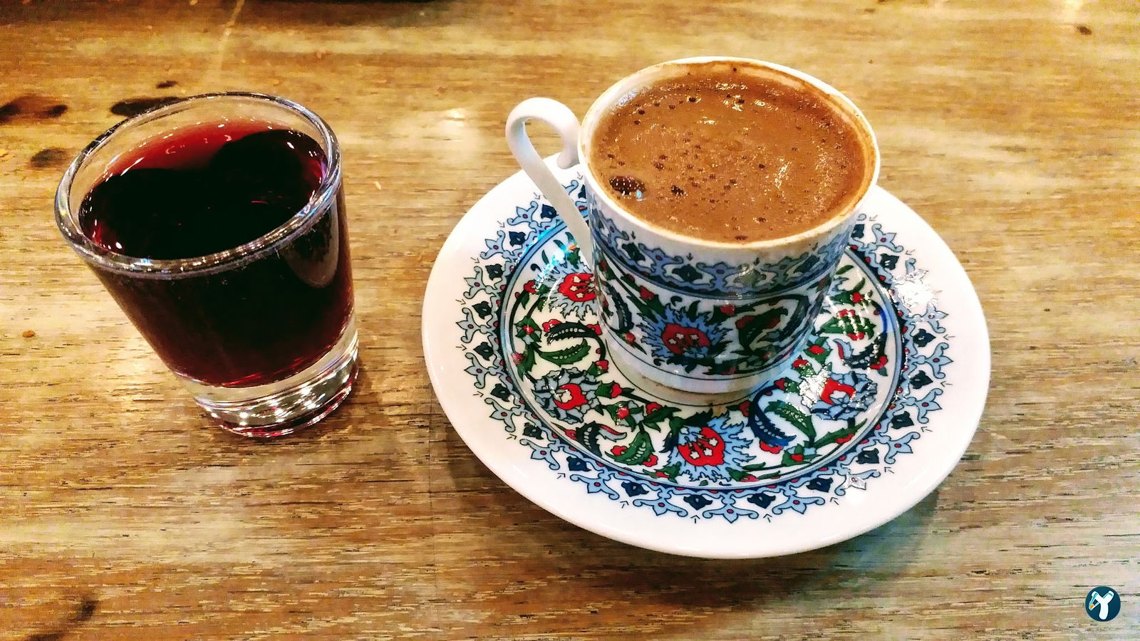 Divane Coffeehouses