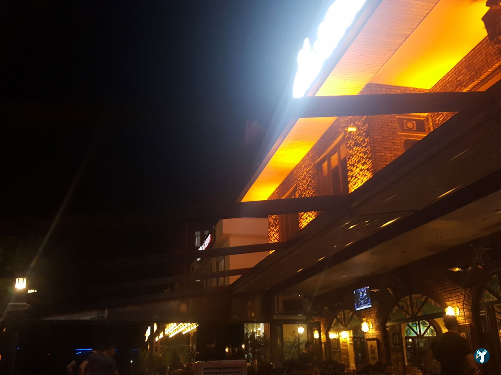 Divane Coffeehouses