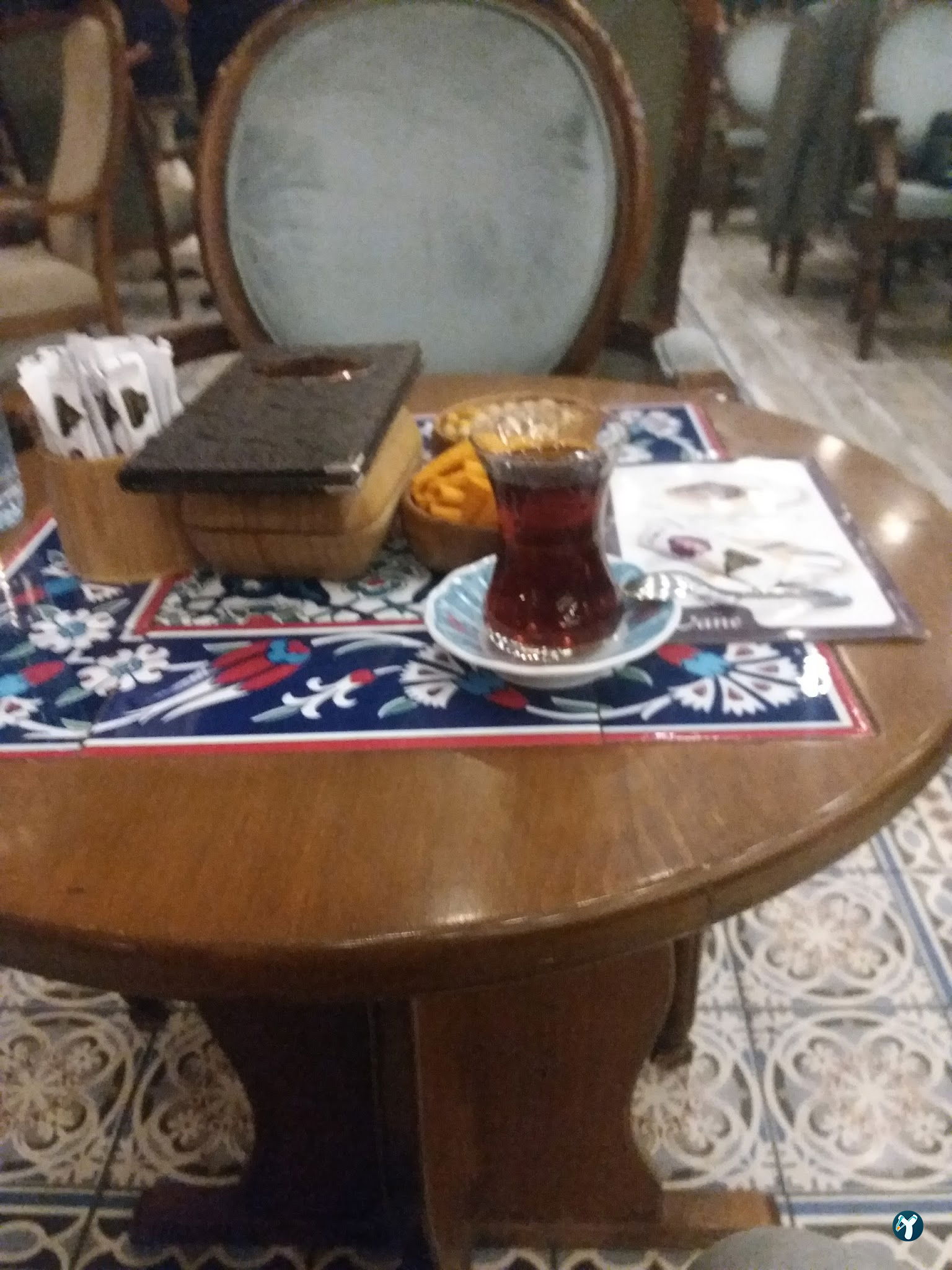 Divane Coffeehouses