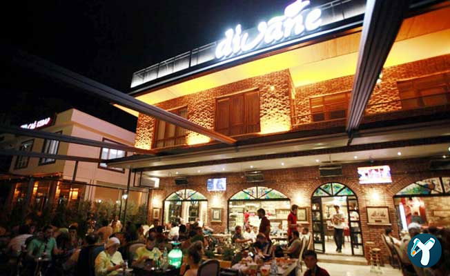 Divane Coffeehouses