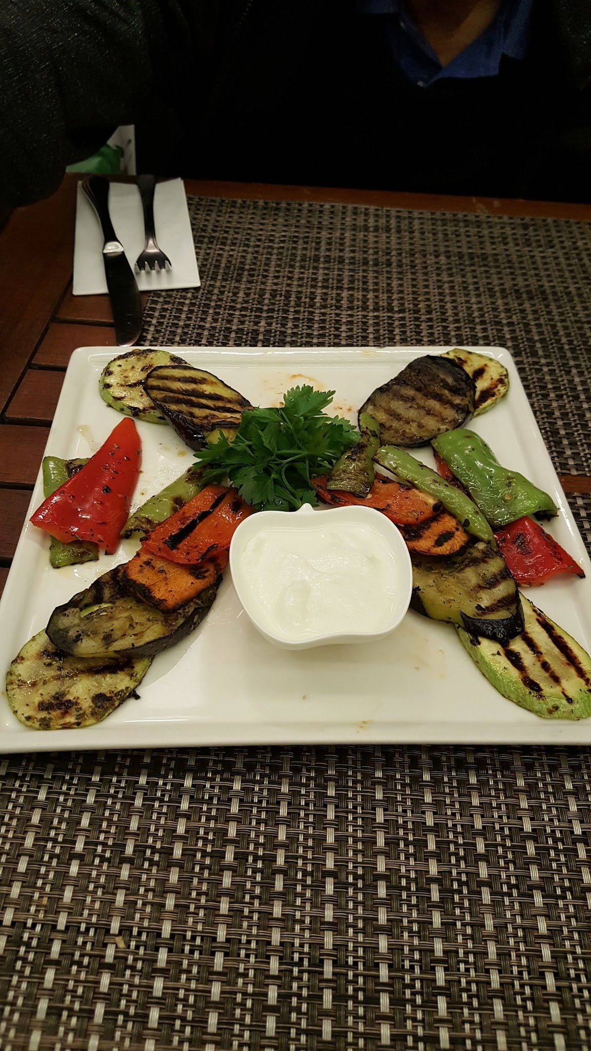 Mono Cafe & Brasserie