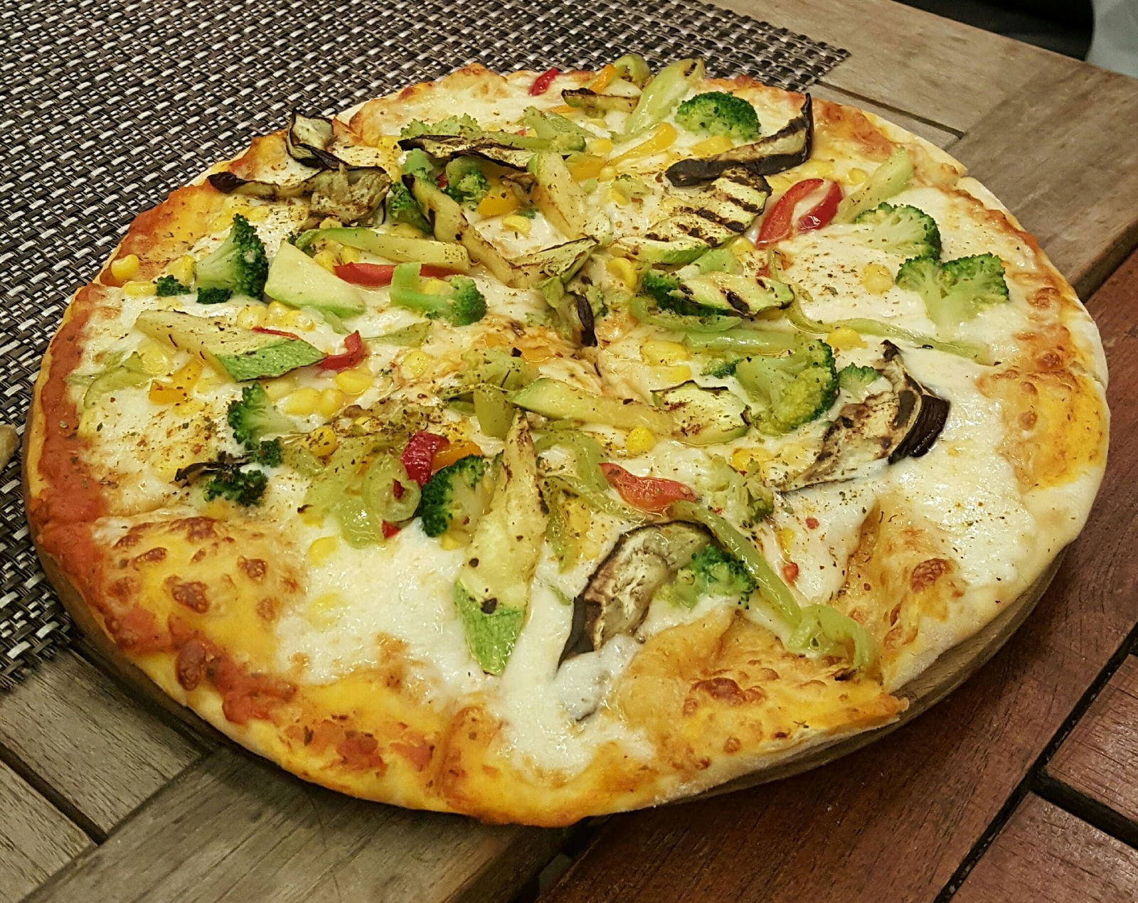 Mono Cafe & Brasserie