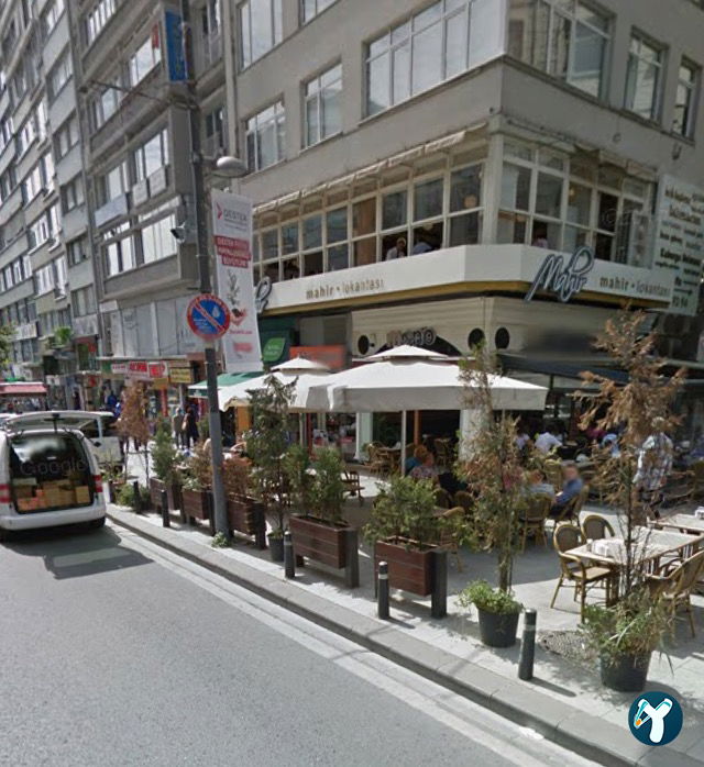 Mono Cafe & Brasserie