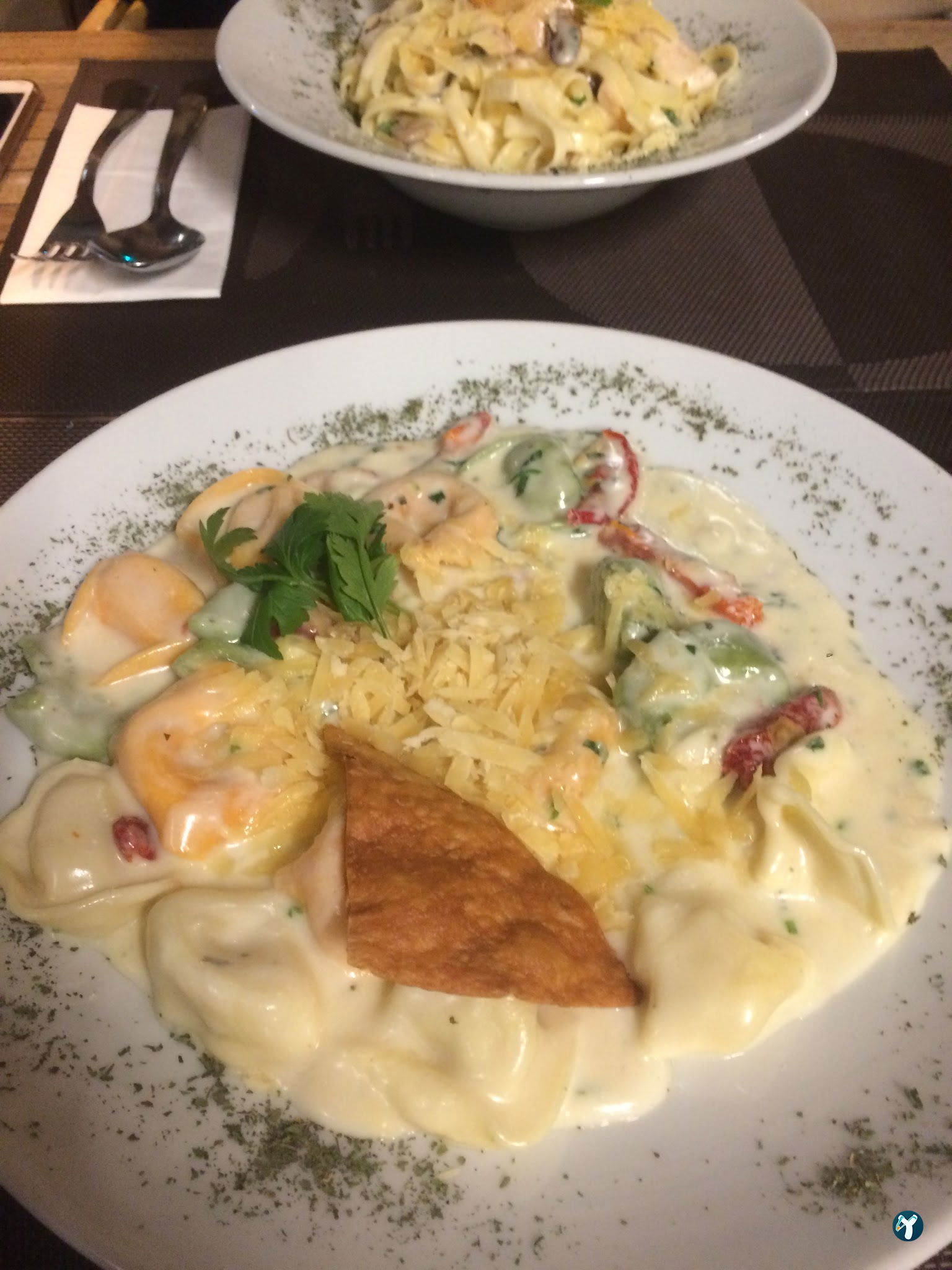 Mono Cafe & Brasserie