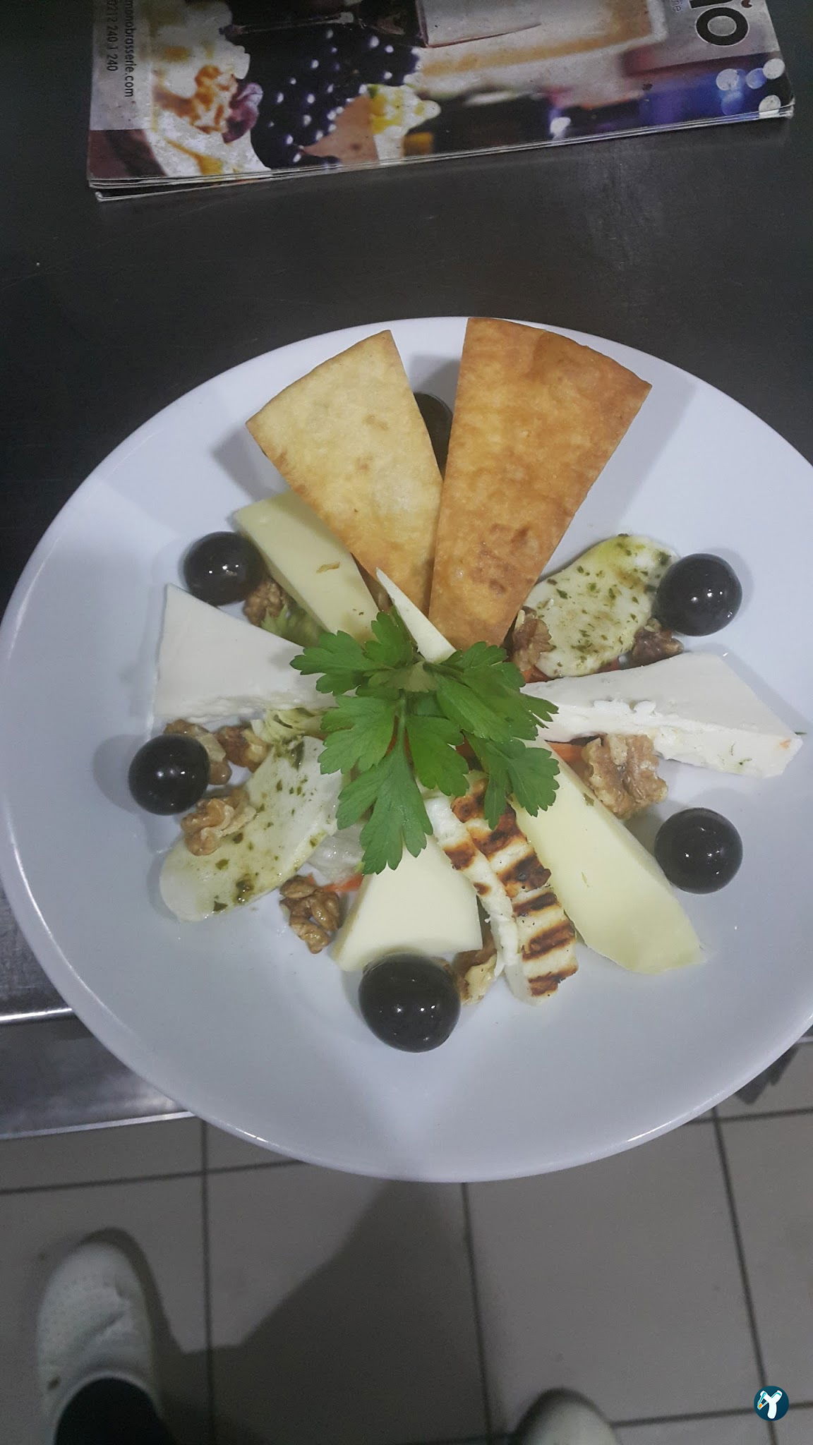 Mono Cafe & Brasserie