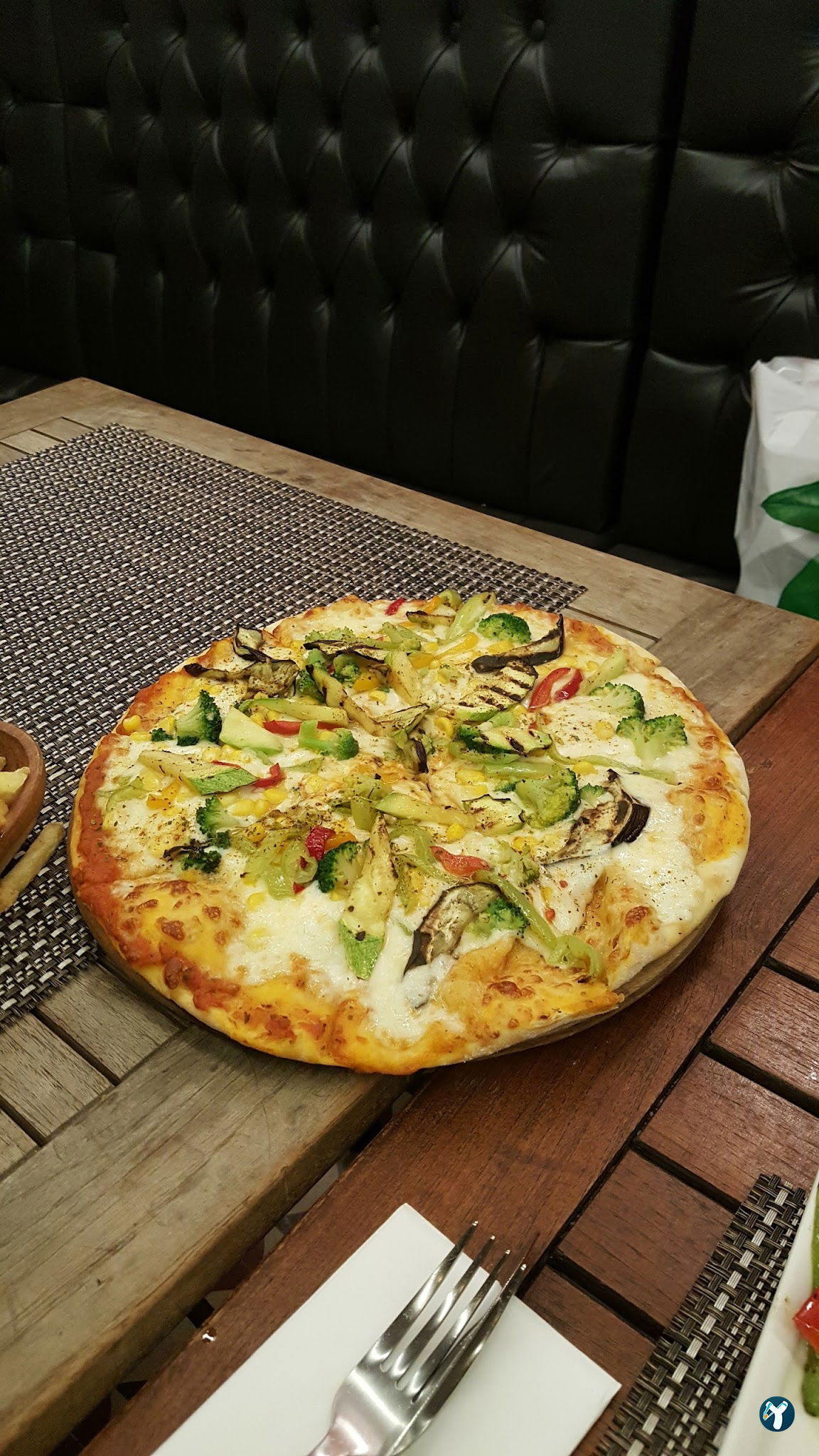 Mono Cafe & Brasserie