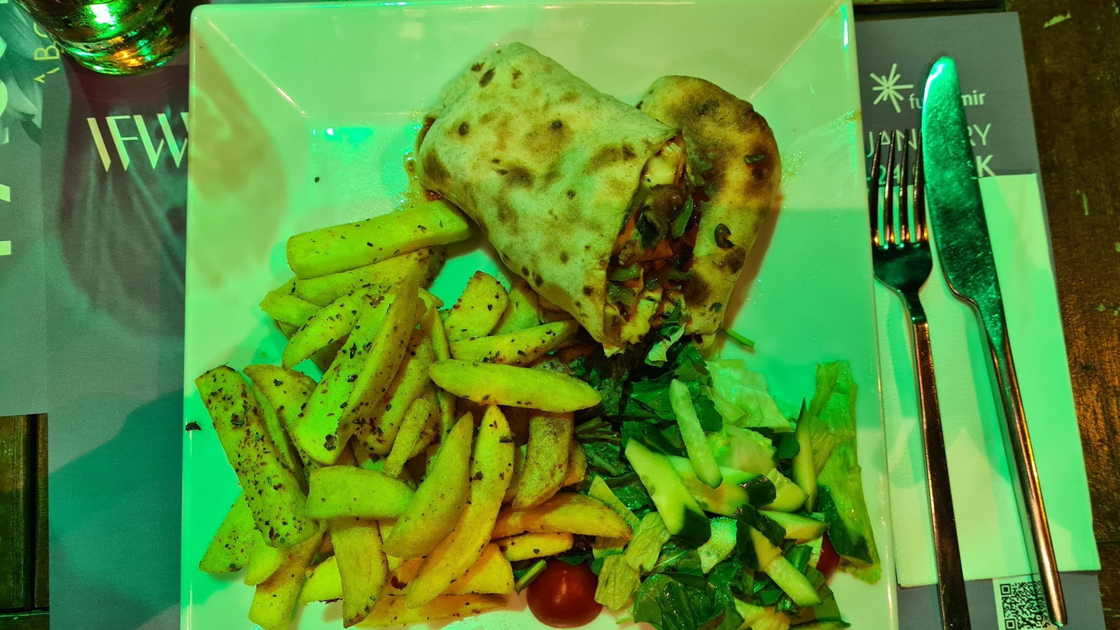 Mono Cafe & Brasserie