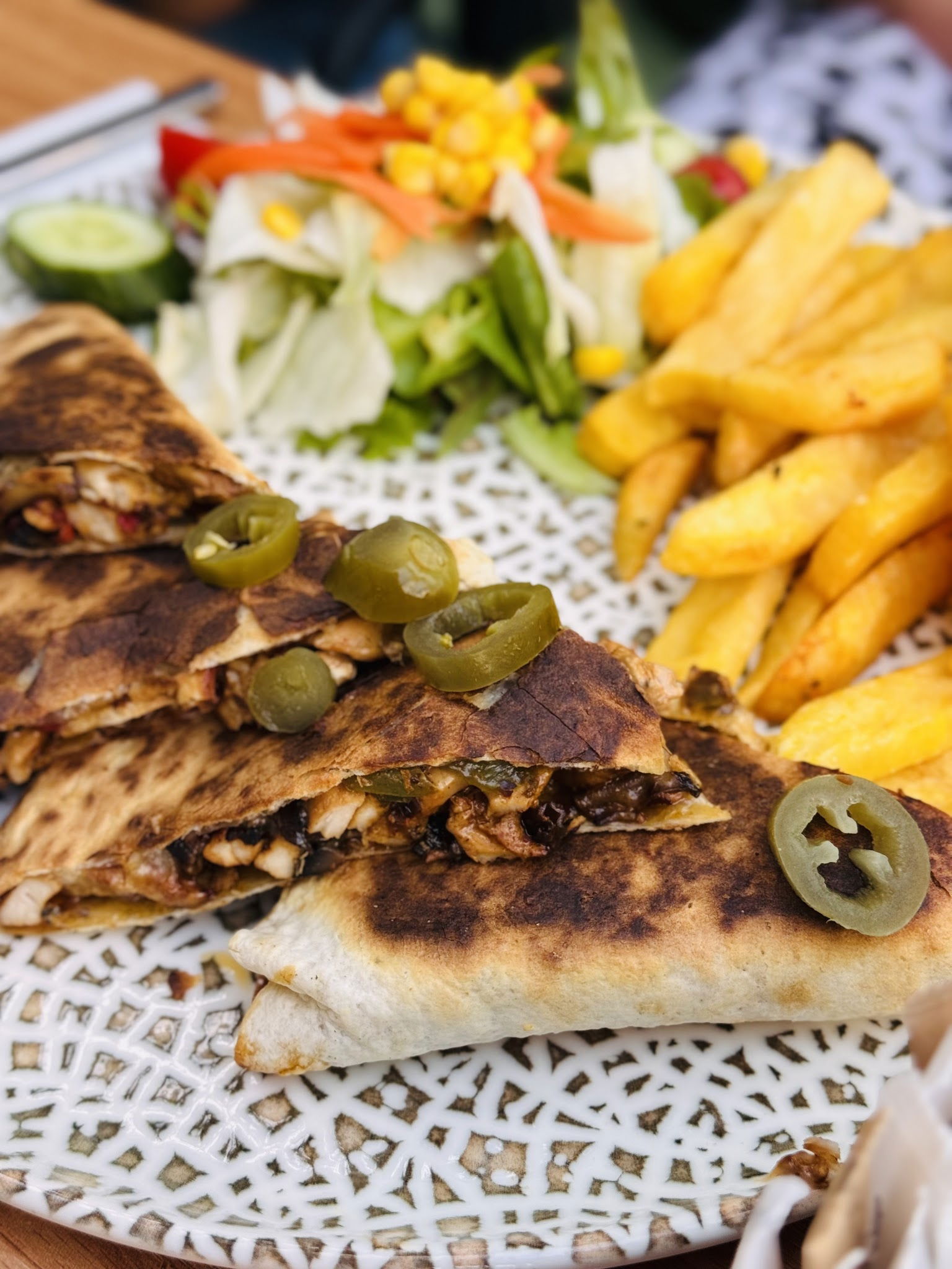 Mono Cafe & Brasserie