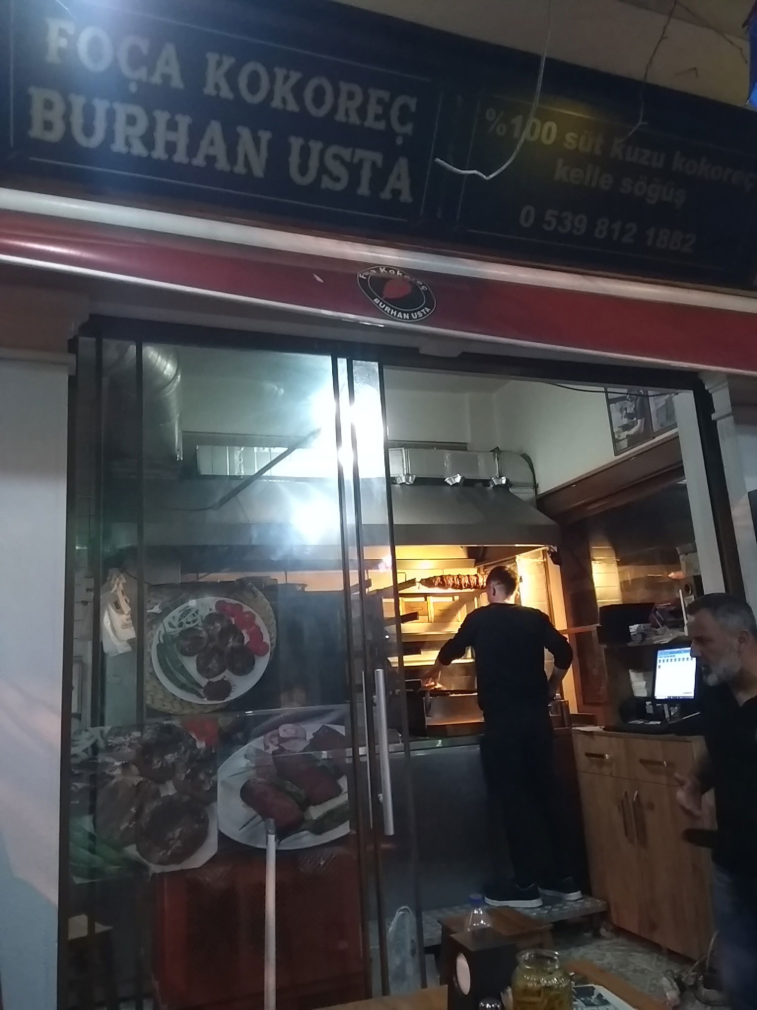 Foça Kokoreç Burhan Usta