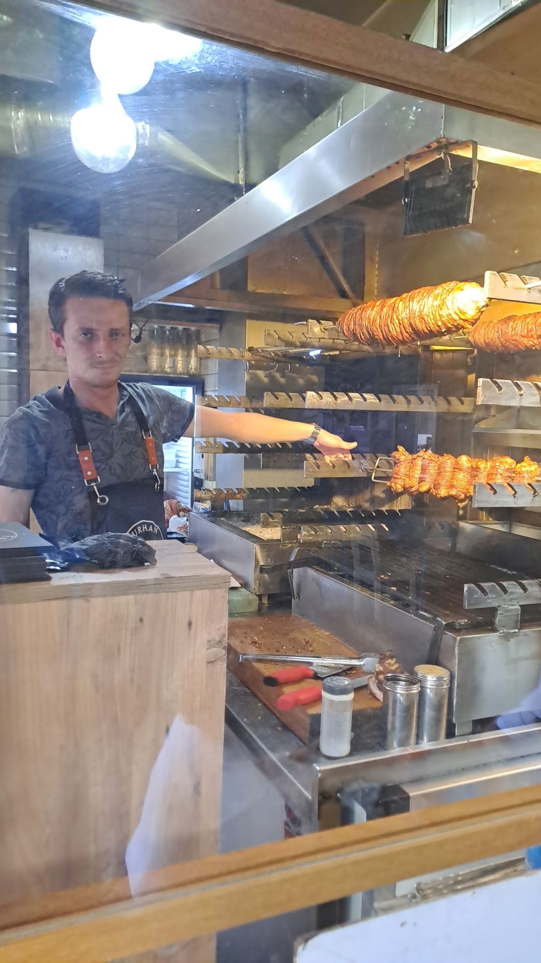 Foça Kokoreç Burhan Usta