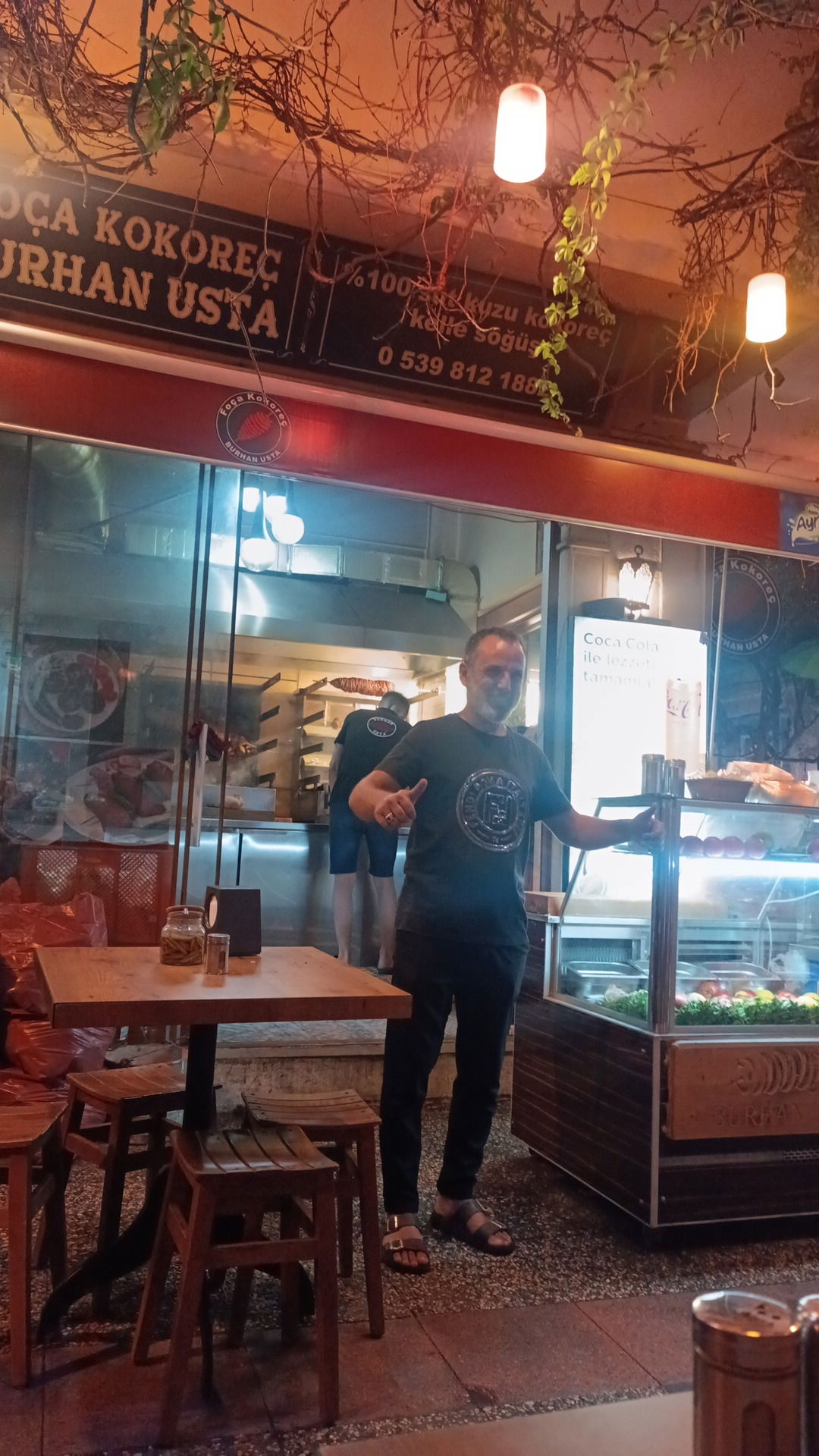 Foça Kokoreç Burhan Usta