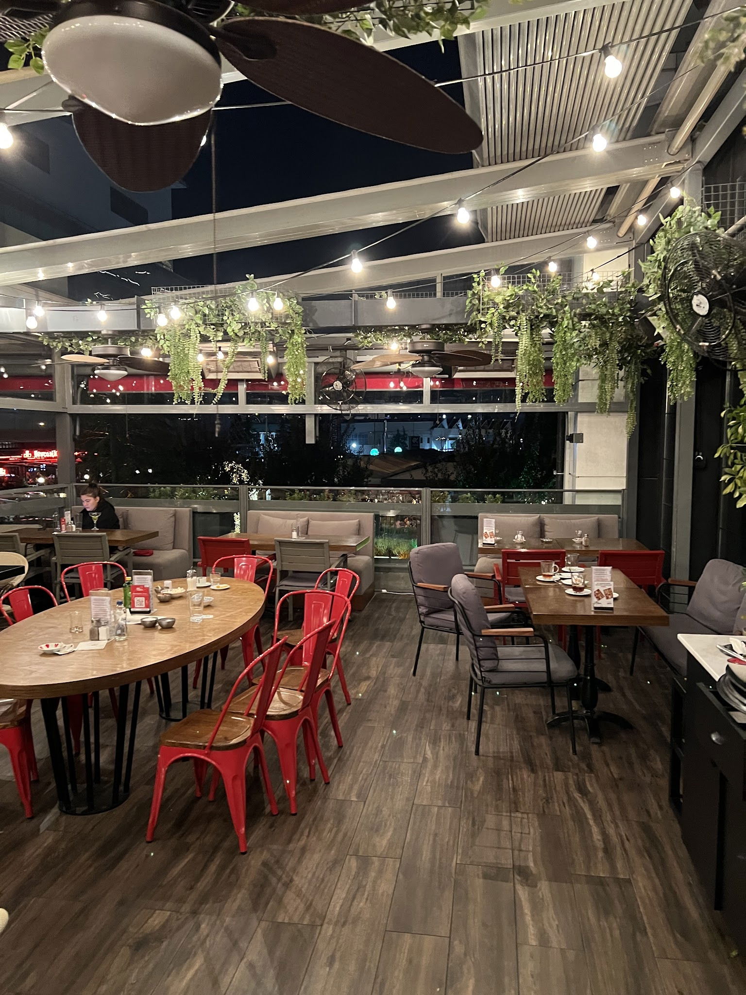 Big Chefs - Via Flat Armada Şubesi