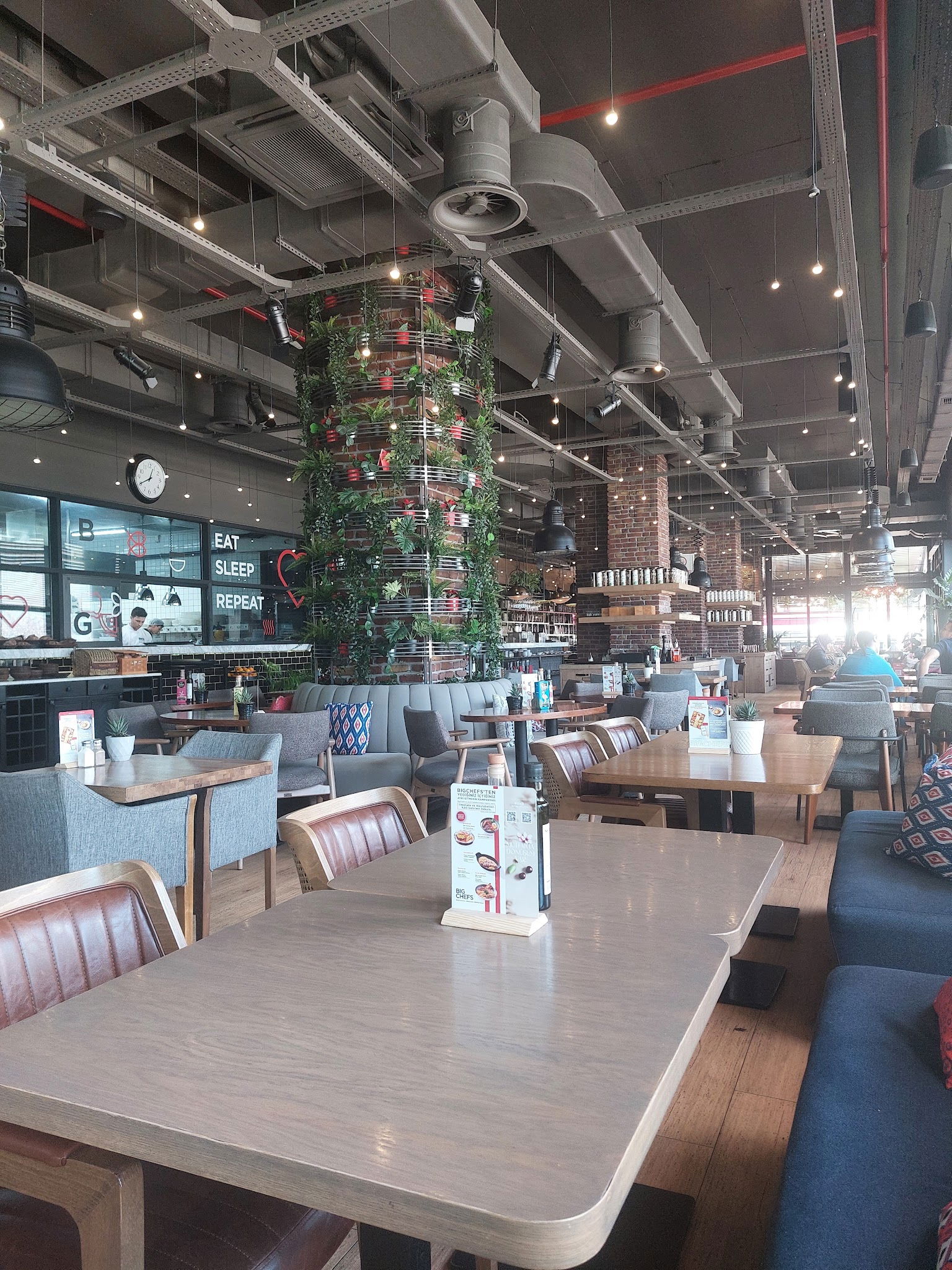 Big Chefs - Via Flat Armada Şubesi