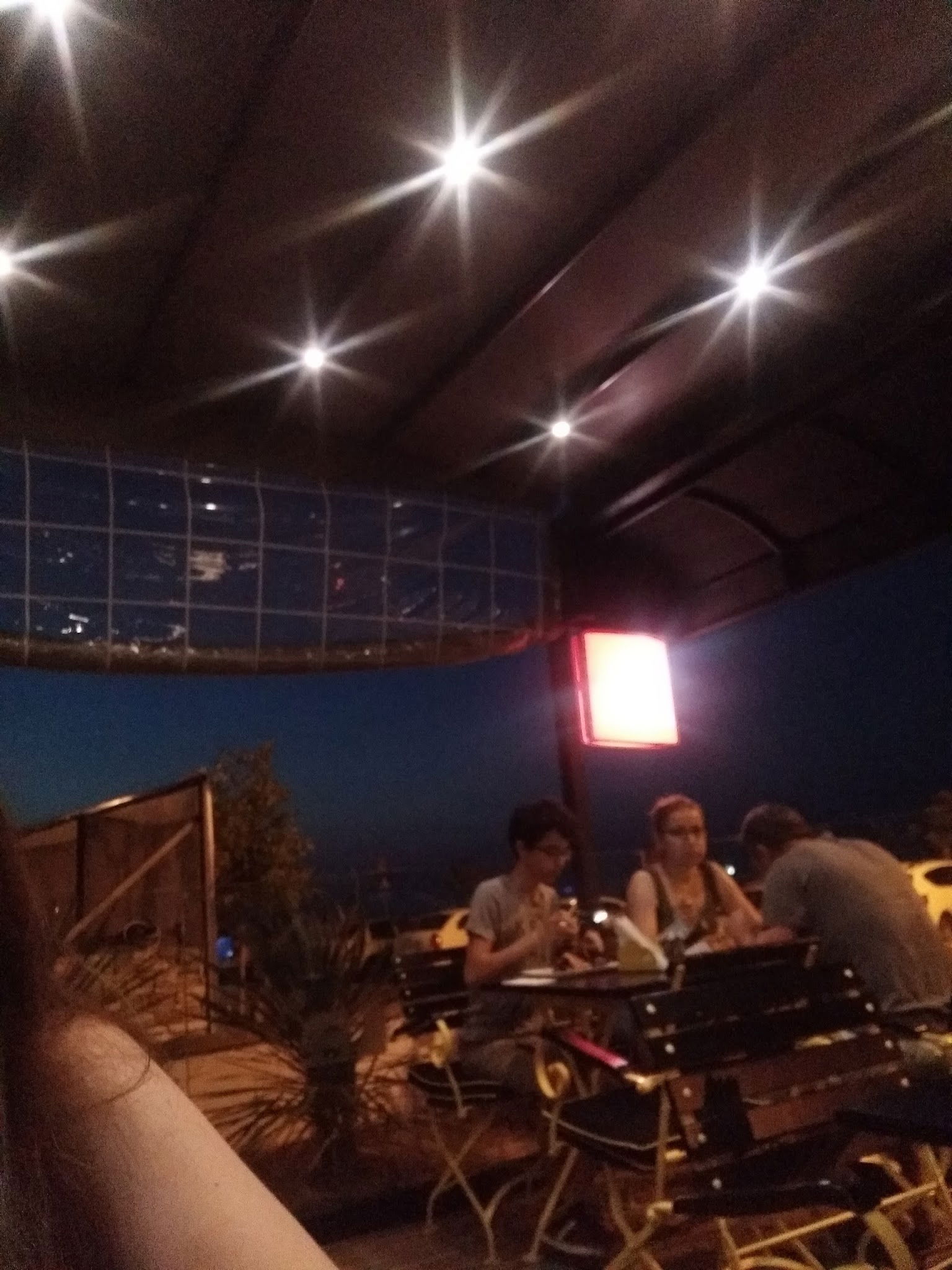 Nesh | Waffle · Burger · Coffee