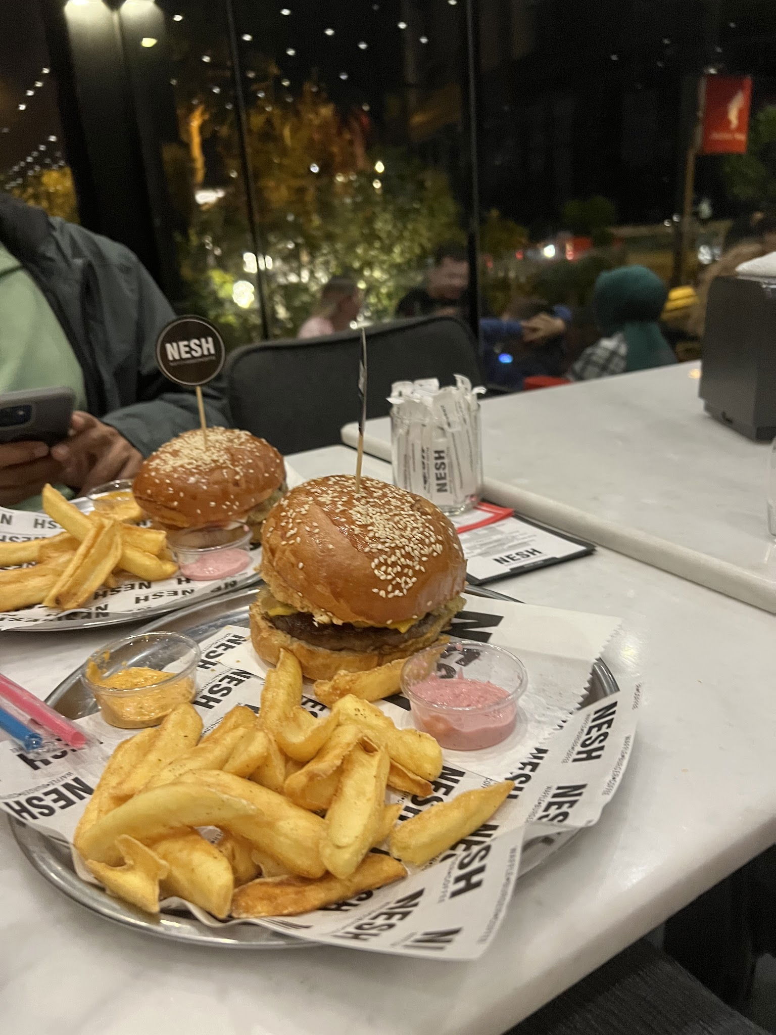 Nesh | Waffle · Burger · Coffee