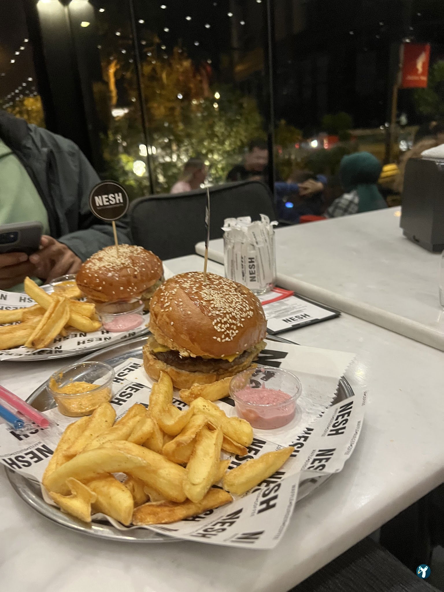 Nesh | Waffle · Burger · Coffee