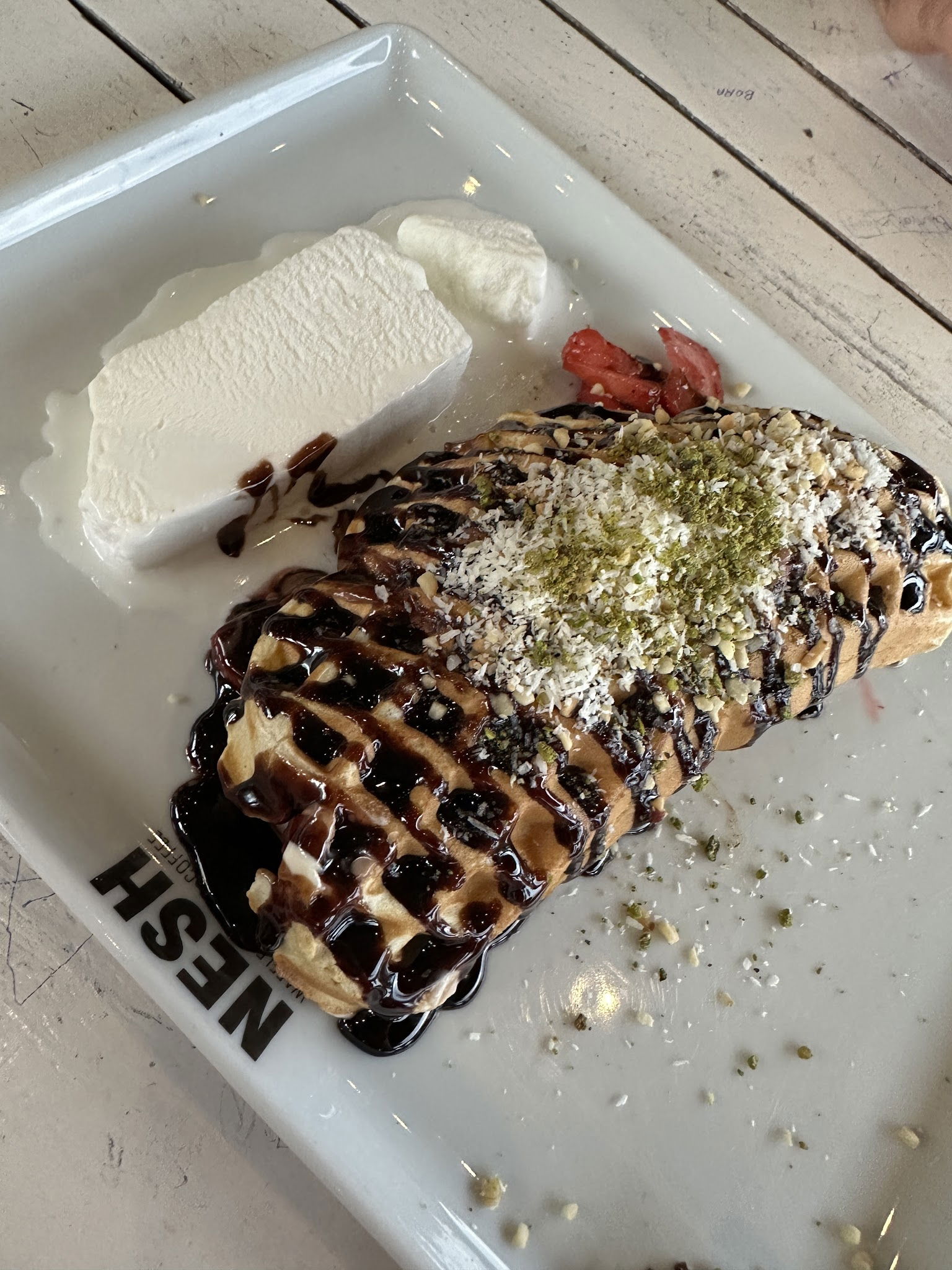 Nesh | Waffle · Burger · Coffee
