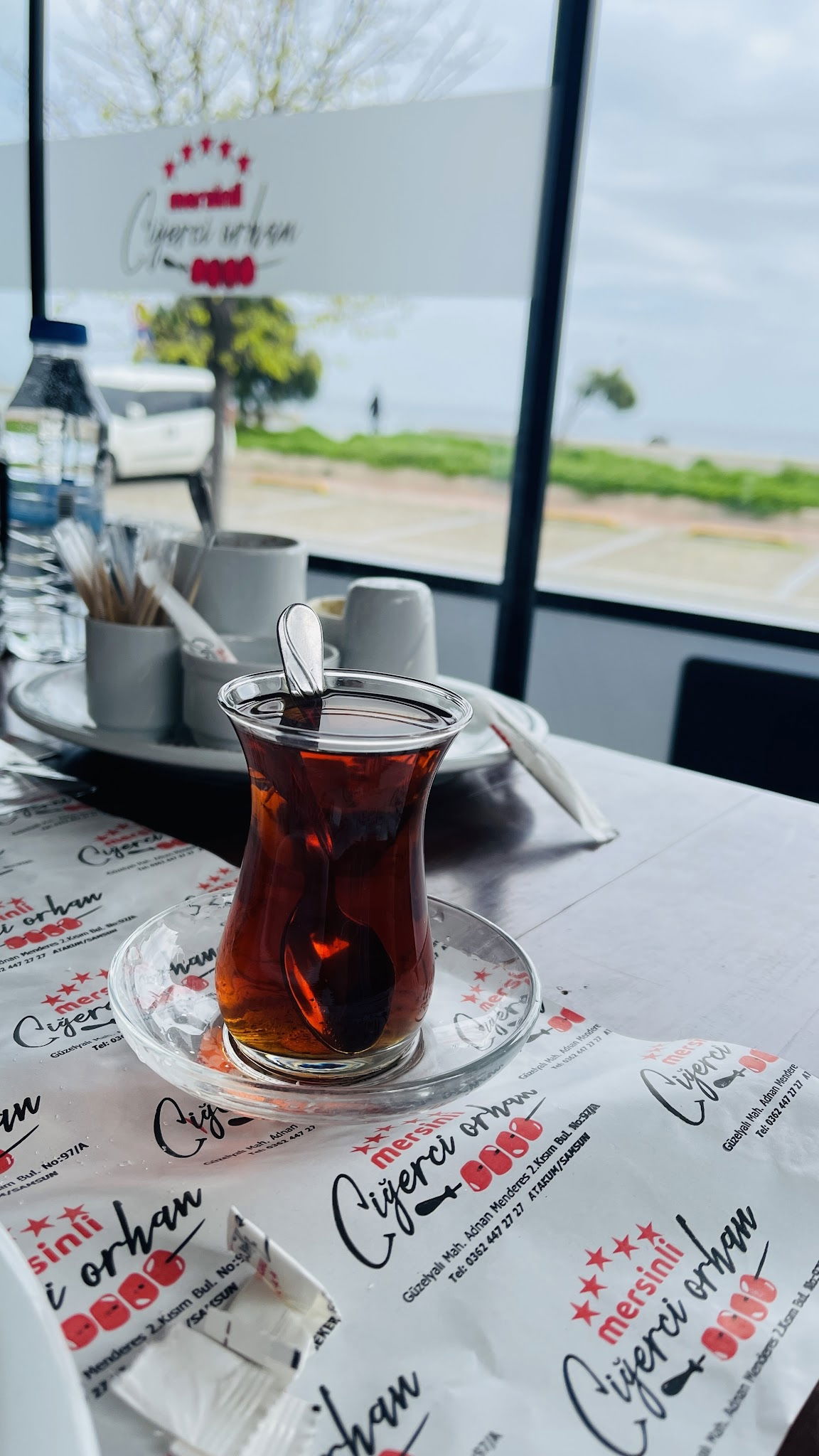 Nesh | Waffle · Burger · Coffee