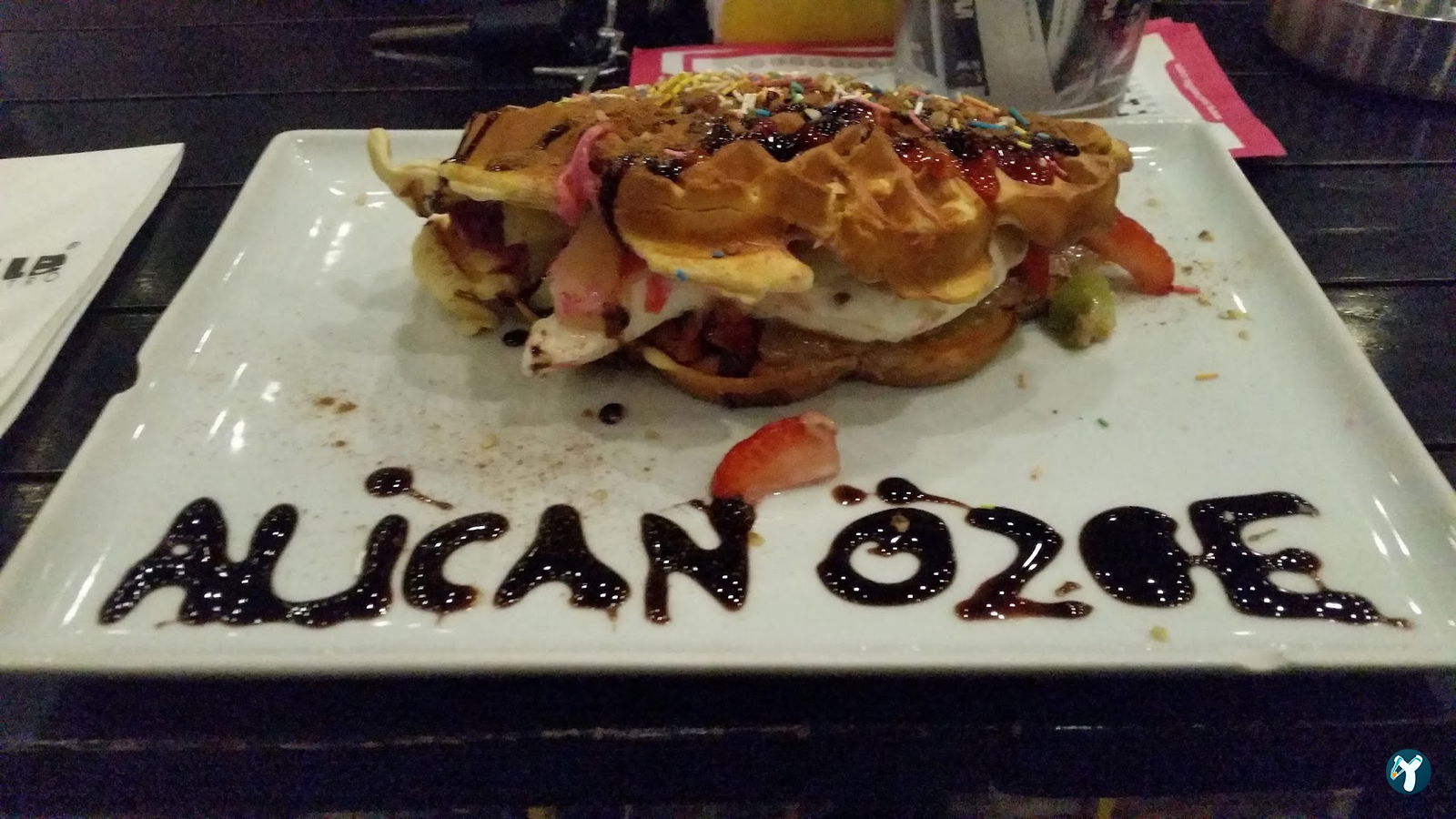 Nesh | Waffle · Burger · Coffee