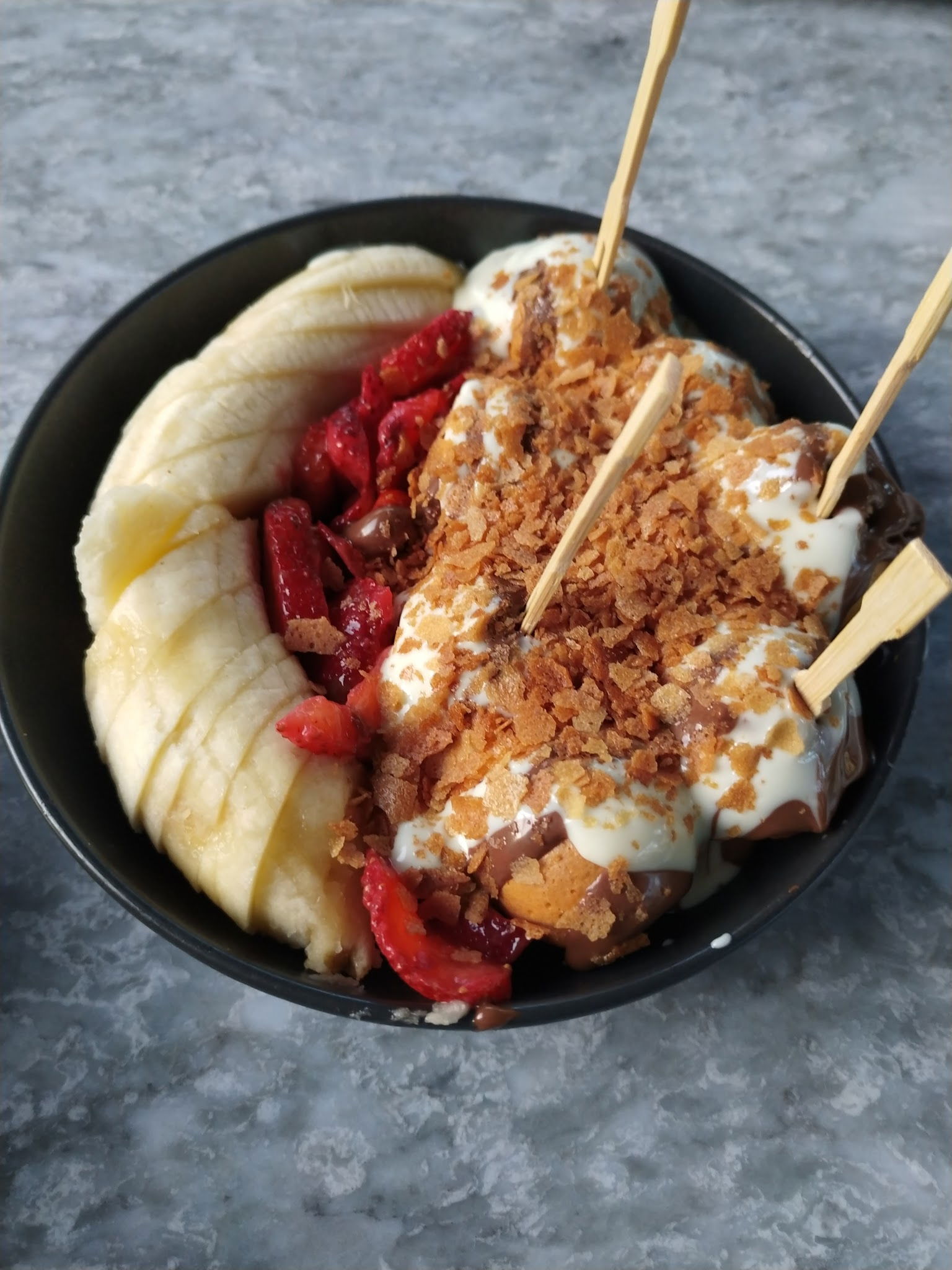 Nesh | Waffle · Burger · Coffee