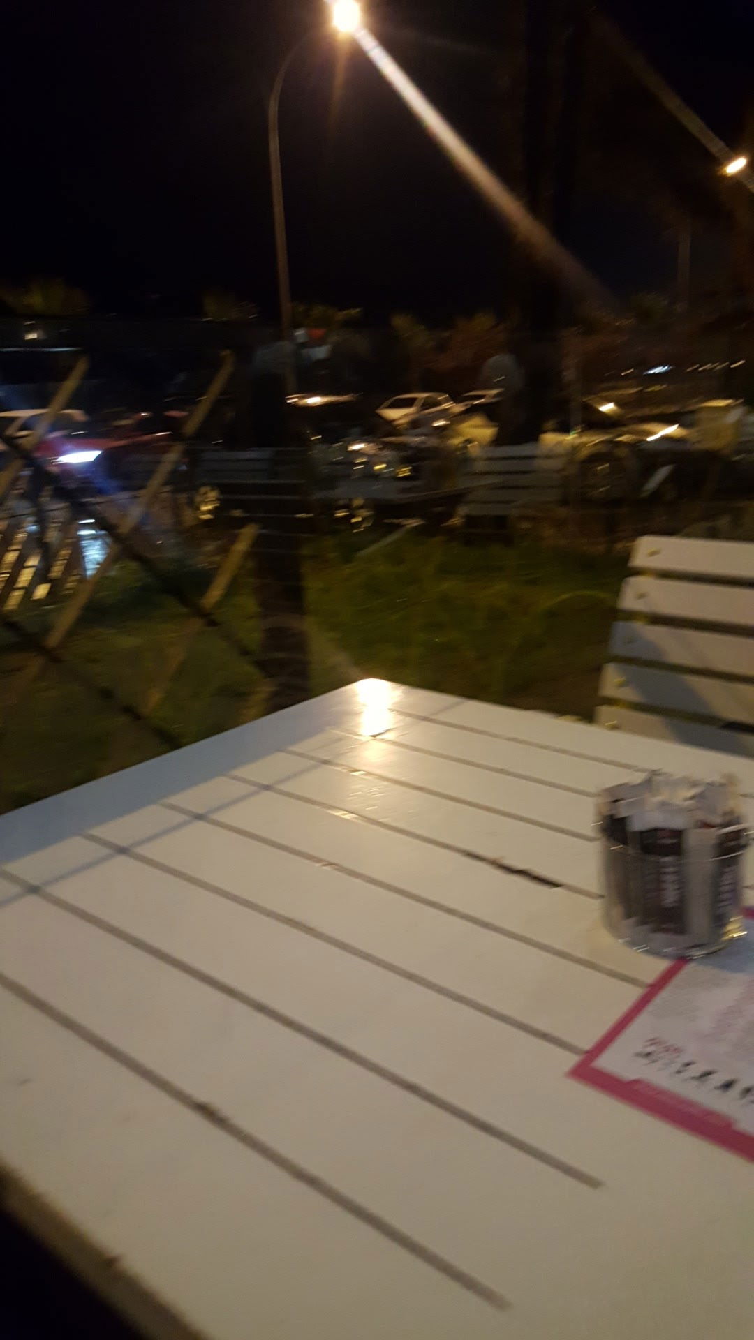 Nesh | Waffle · Burger · Coffee