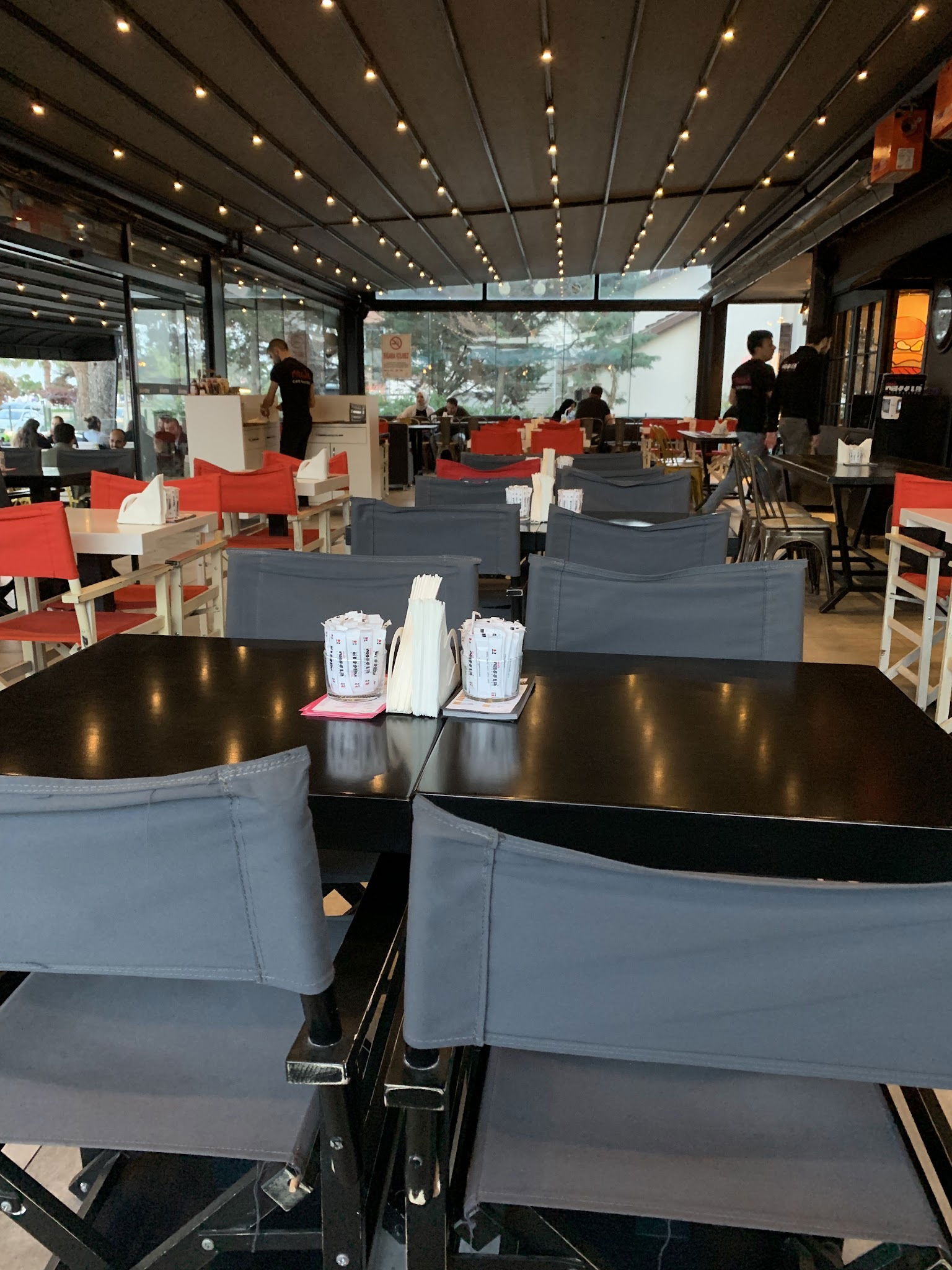 Nesh | Waffle · Burger · Coffee