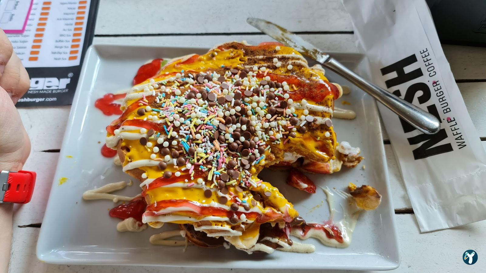Nesh | Waffle · Burger · Coffee
