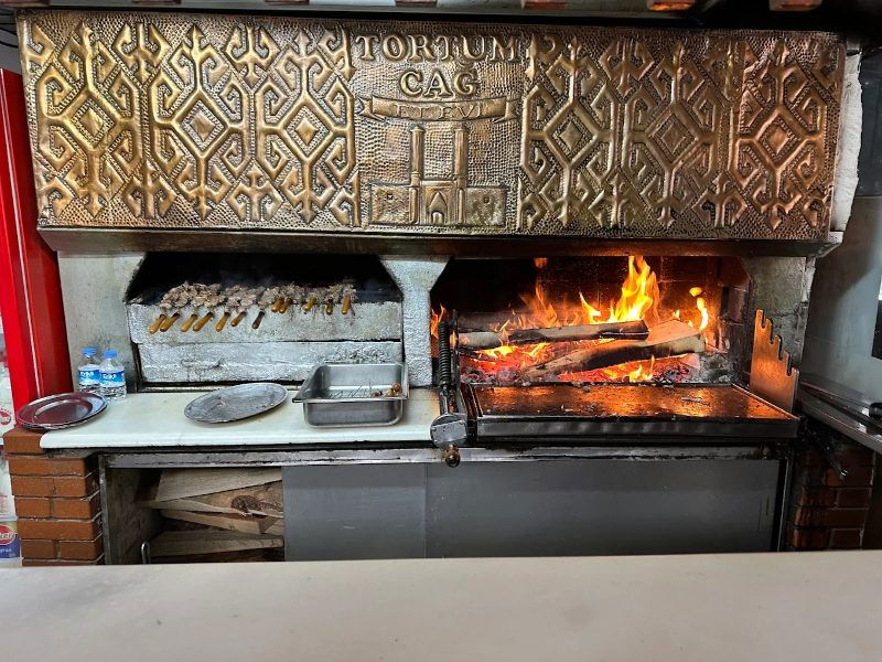 Erzurum Oltu Dadaşlar Tortum Cağ Et Evi