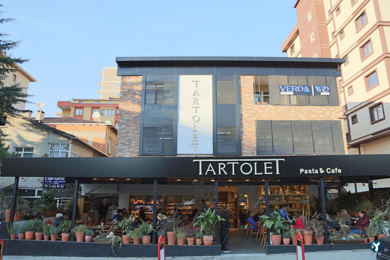 Tartolet Pasta Cafe