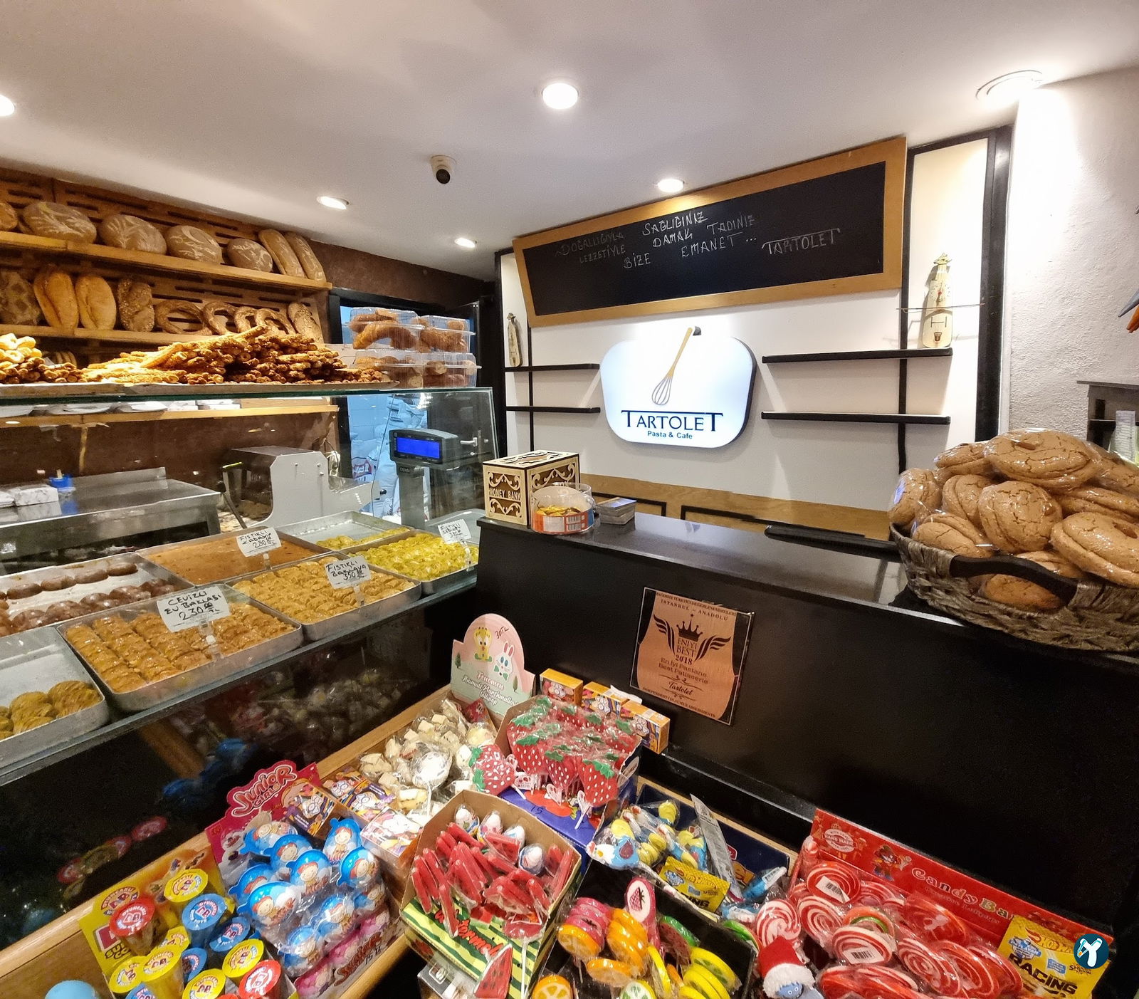 Tartolet Pasta Cafe