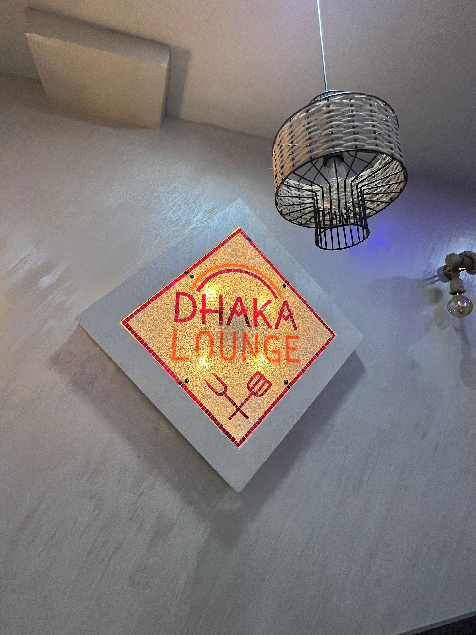 Dhaka Lounge Cafe, Restaurant & Cultural Center