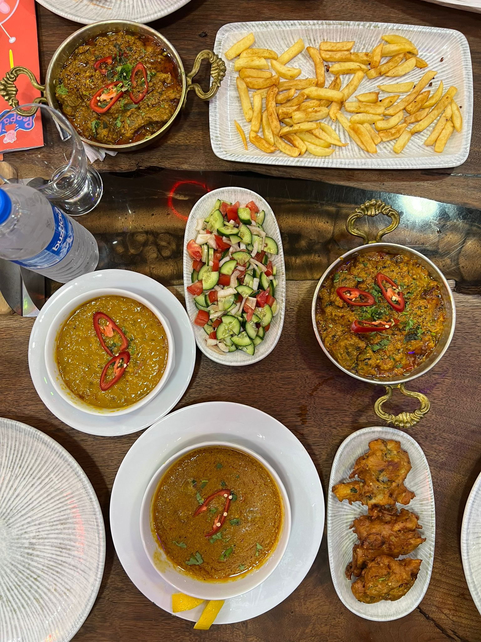 Dhaka Lounge Cafe, Restaurant & Cultural Center