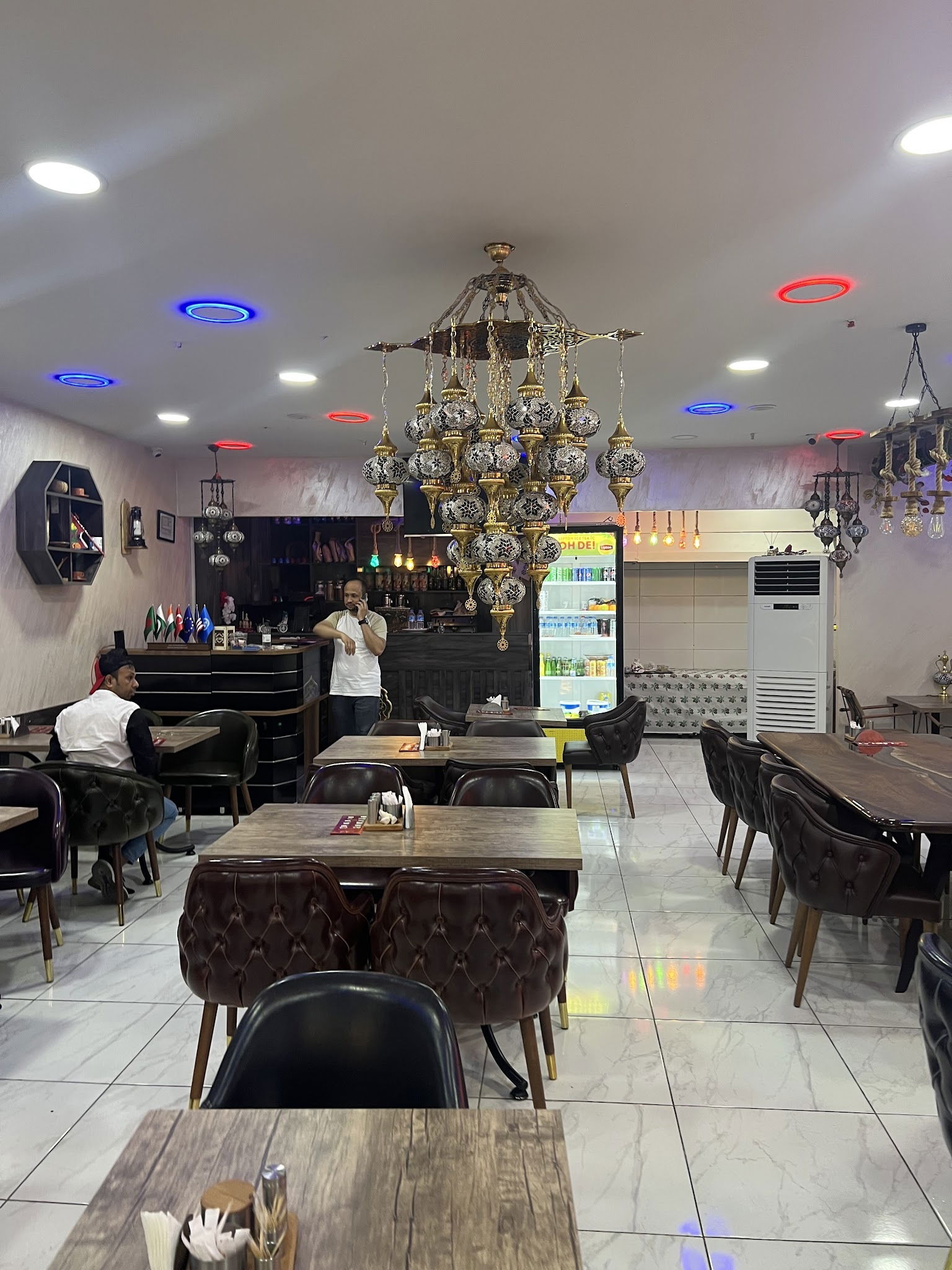 Dhaka Lounge Cafe, Restaurant & Cultural Center