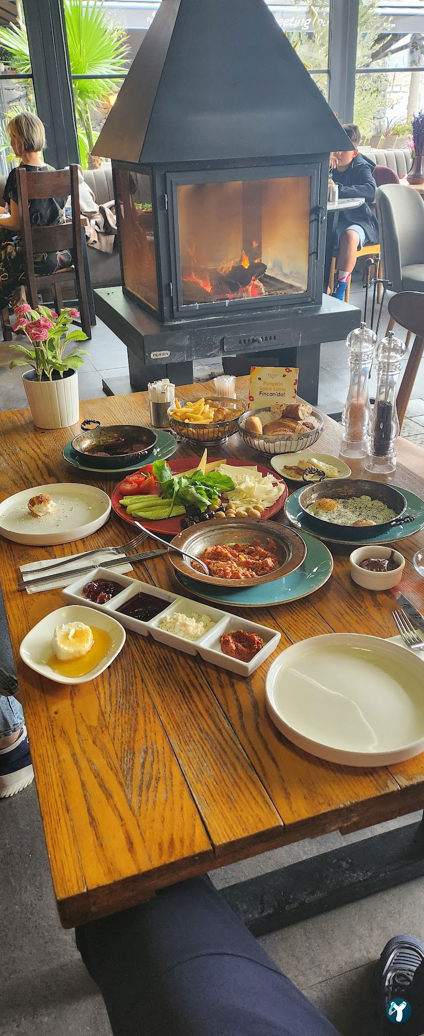 Fincan Cafe