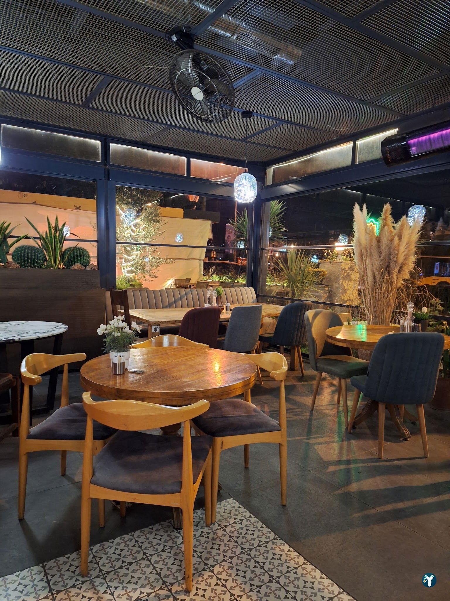 Fincan Cafe