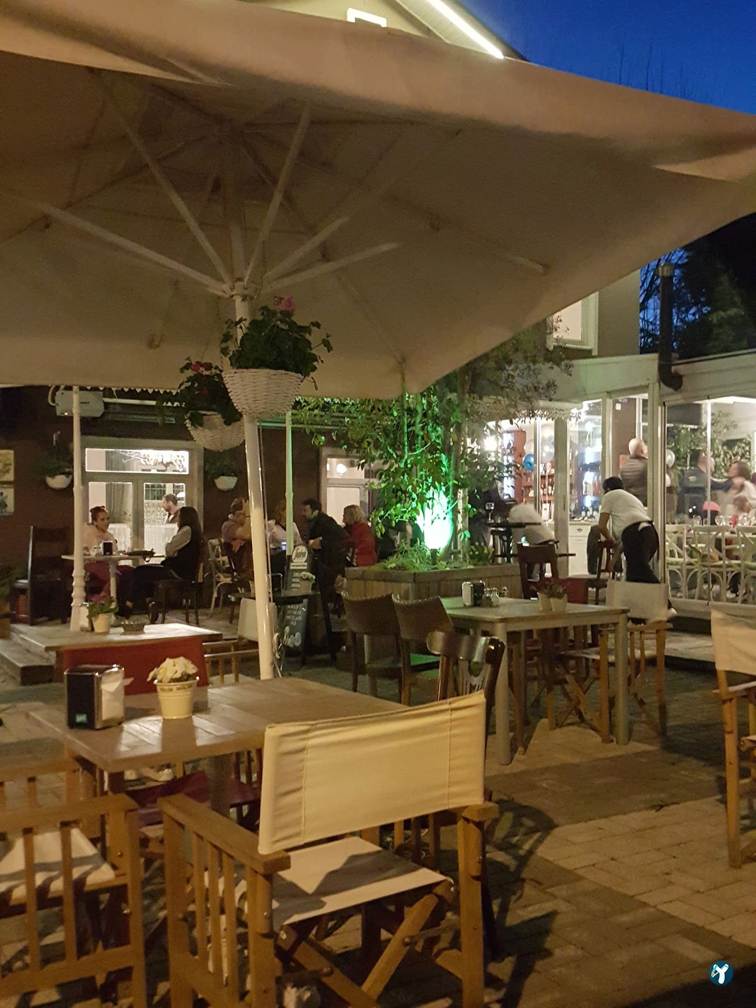 Fincan Cafe