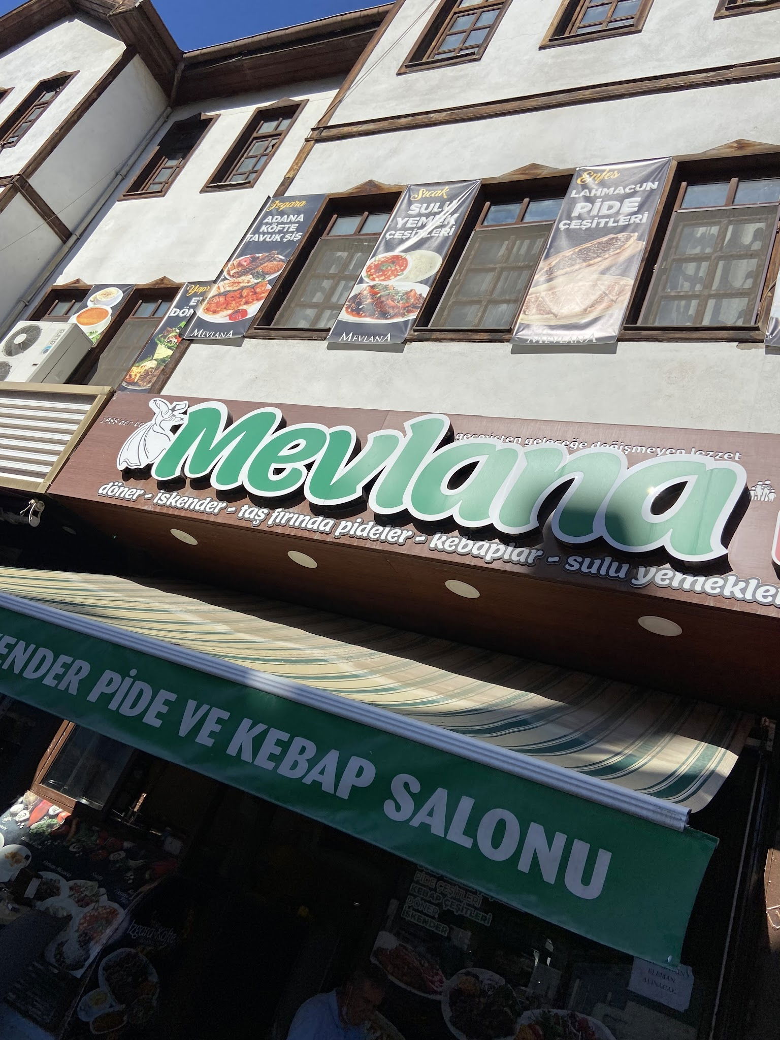 Çarşı Mevlana Pide Kebap İskender Salonu Sulu Yemek