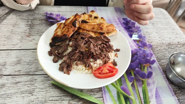 Çarşı Mevlana Pide Kebap İskender Salonu Sulu Yemek resimleri