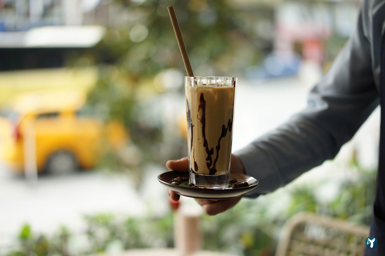 Primo Cafe & Bar