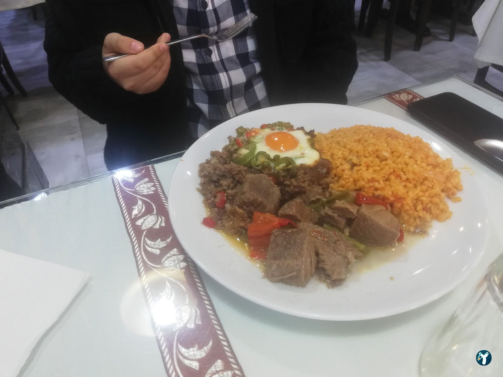 Baran 2 Restaurants