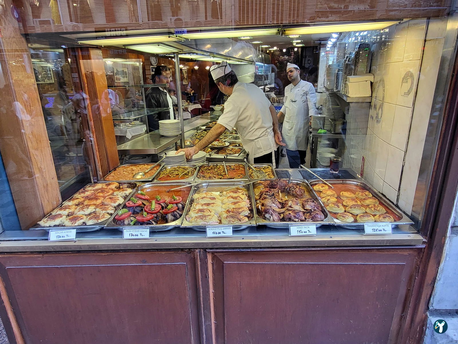 Baran 2 Restaurants