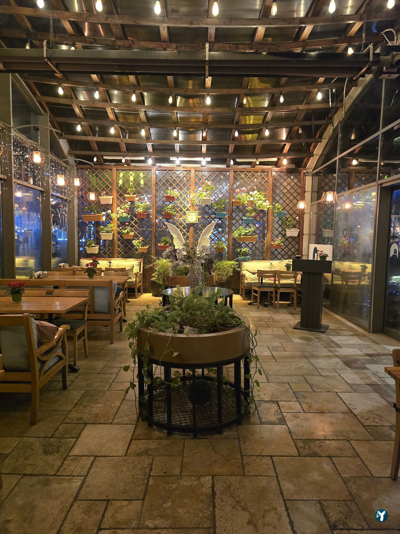 Abbara Restaurant Cafe