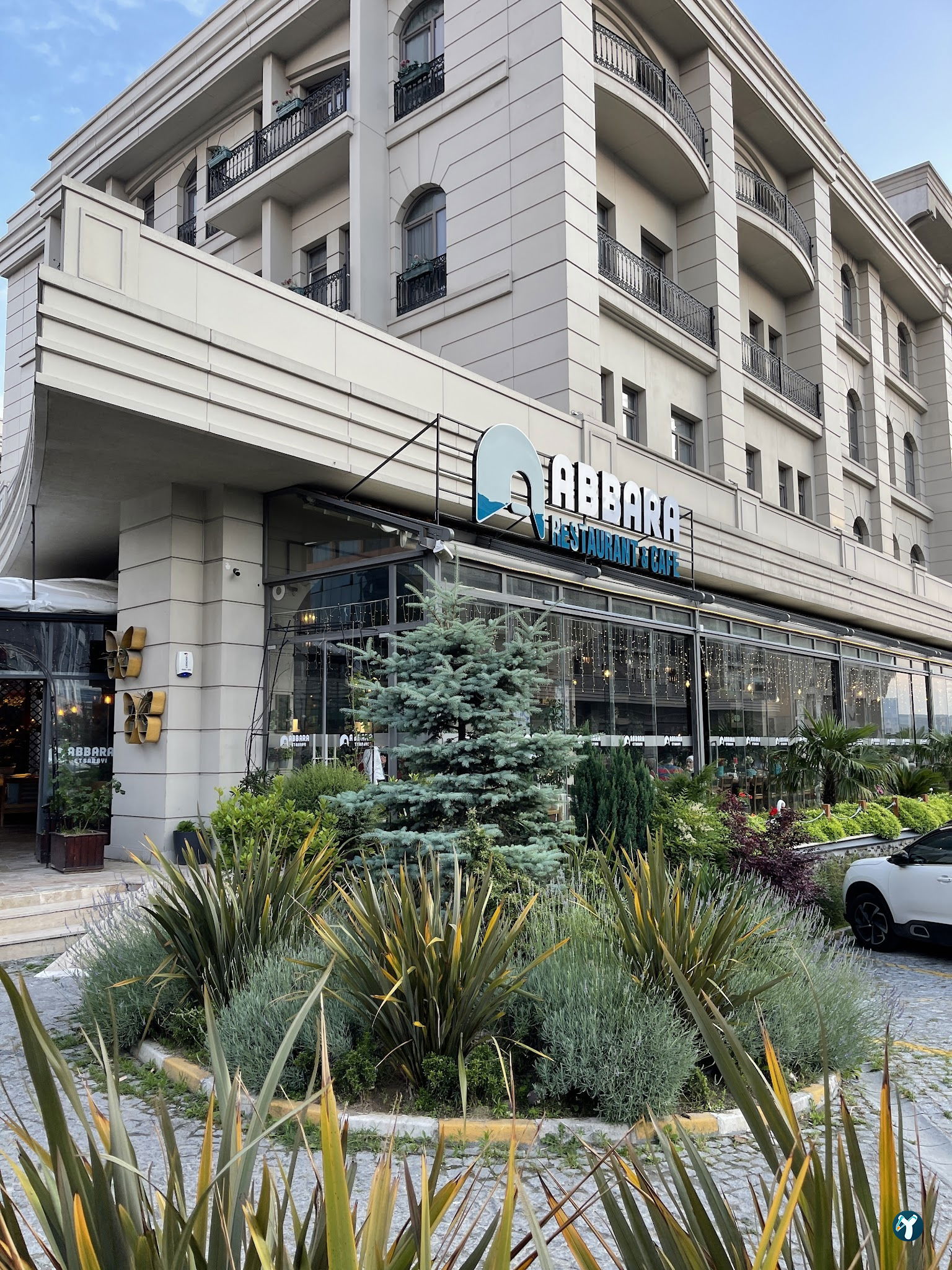 Abbara Restaurant Cafe