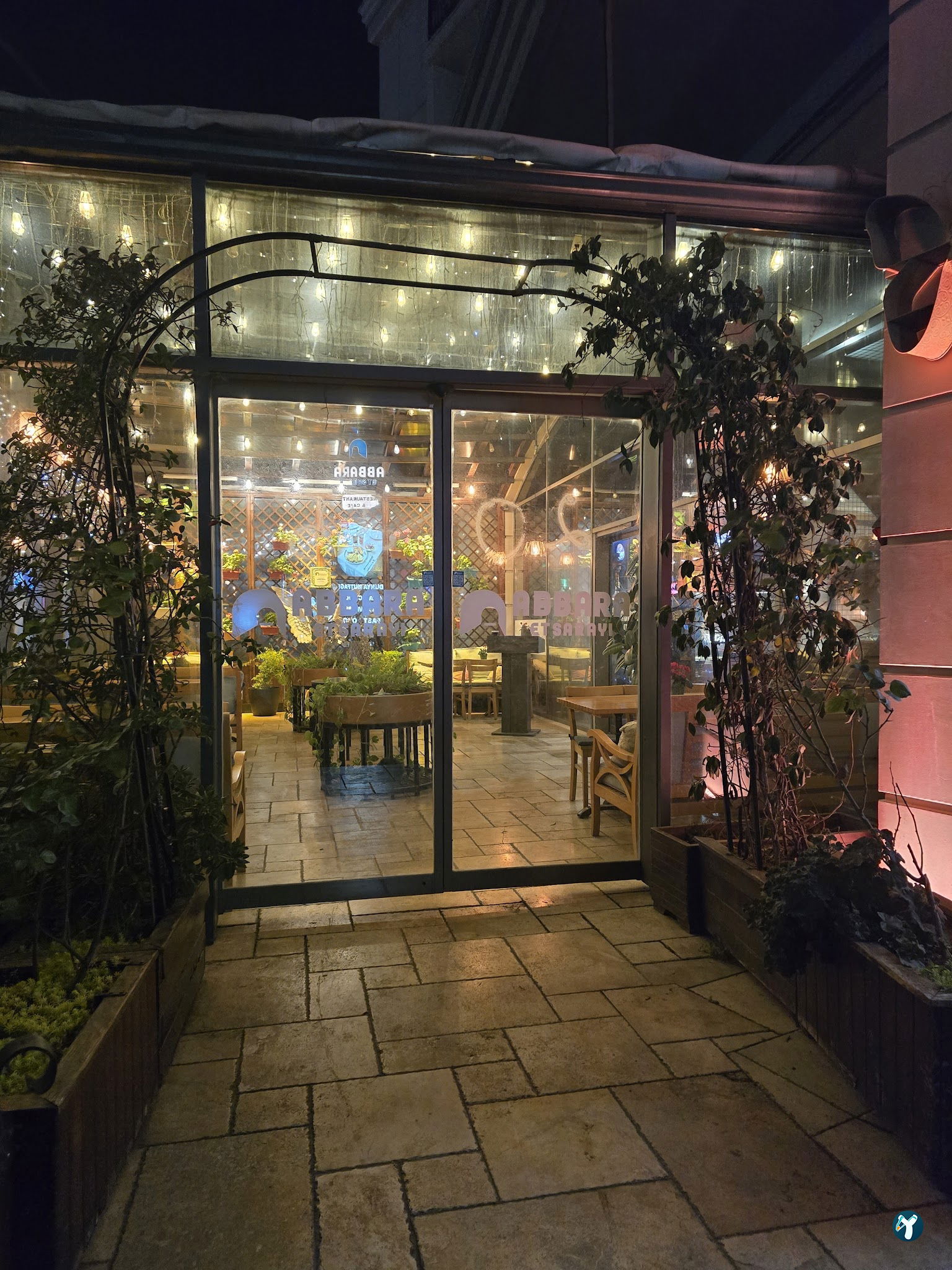 Abbara Restaurant Cafe
