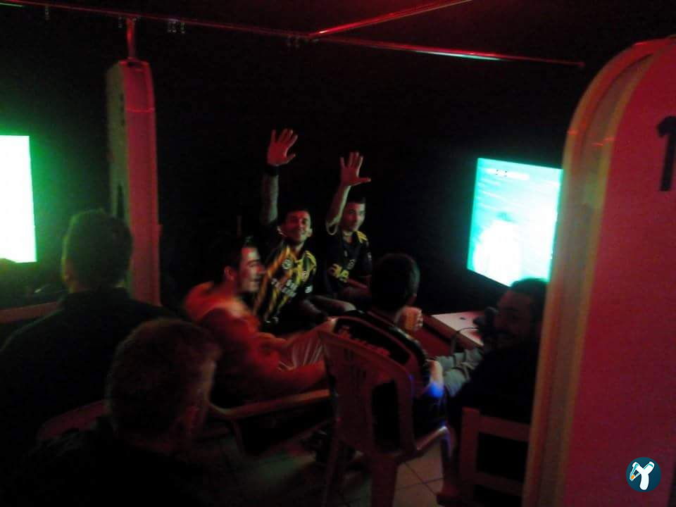 Mix Cafe & Playstation