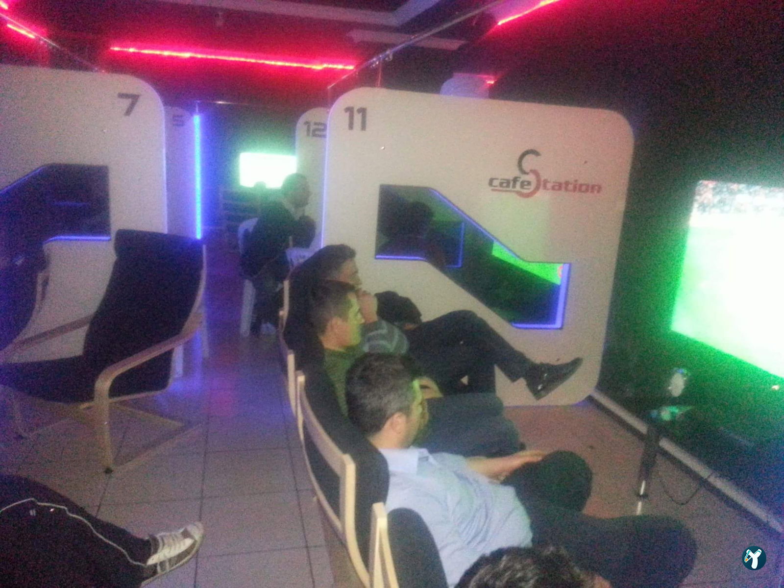 Mix Cafe & Playstation