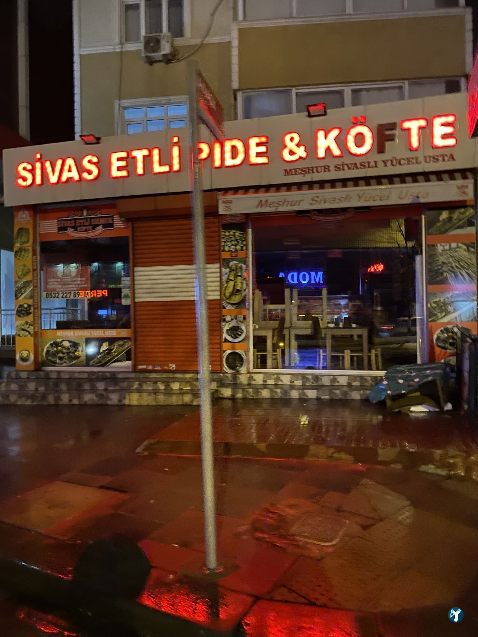 Sivas Lı Yücel Usta Etli Pide Ve Köfte