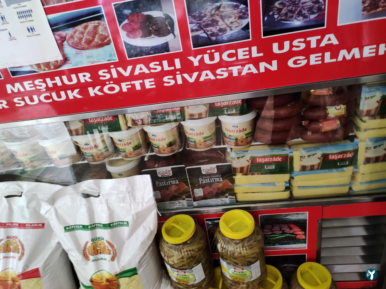 Sivas Lı Yücel Usta Etli Pide Ve Köfte
